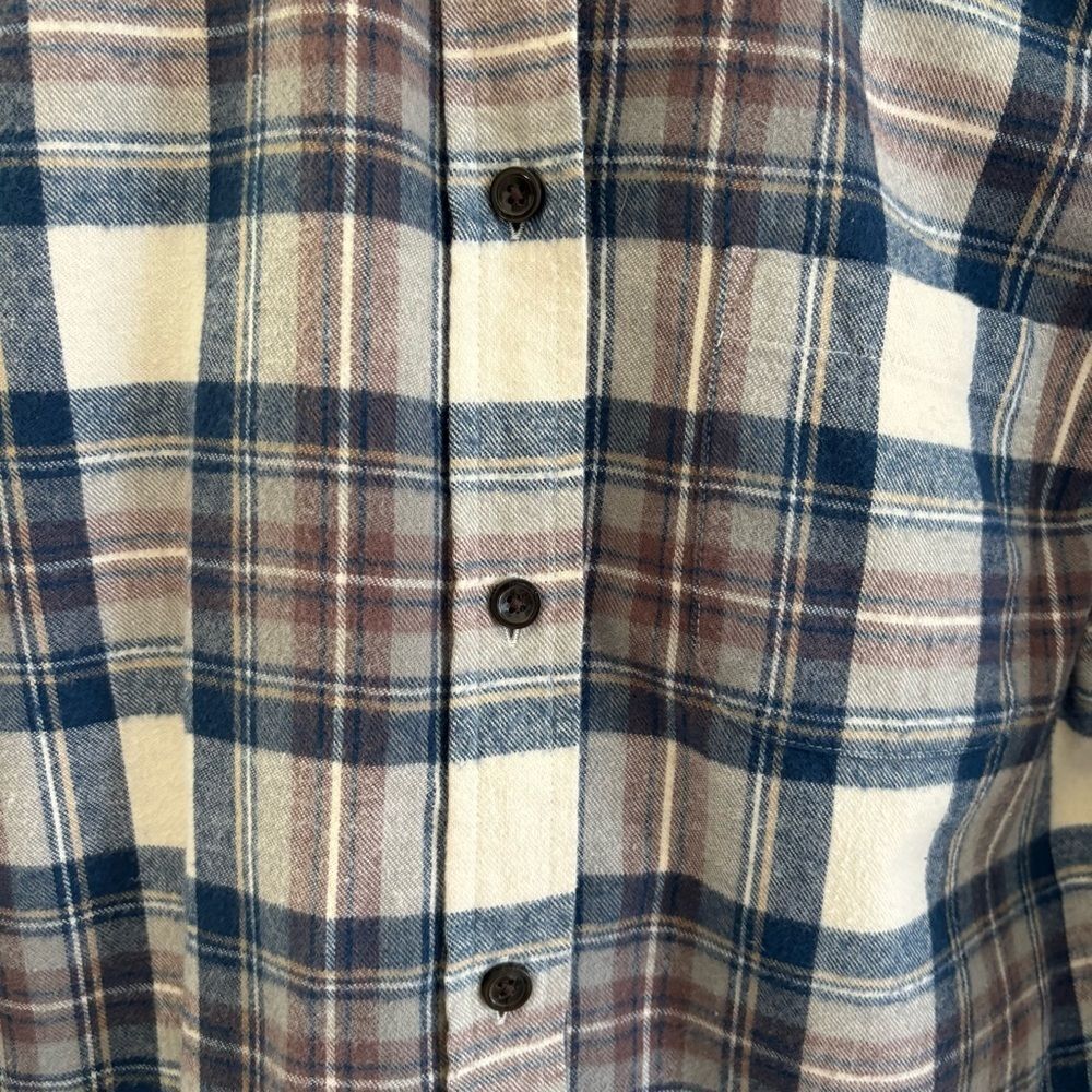 L.L. Bean Navy/Cream Plaid Button Down Flannel Women’s M Petite 100% Cotton - Picture 7 of 10